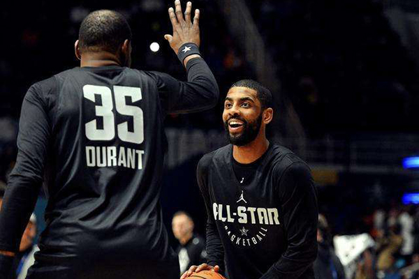 开赛战况紧 开赛战况紧